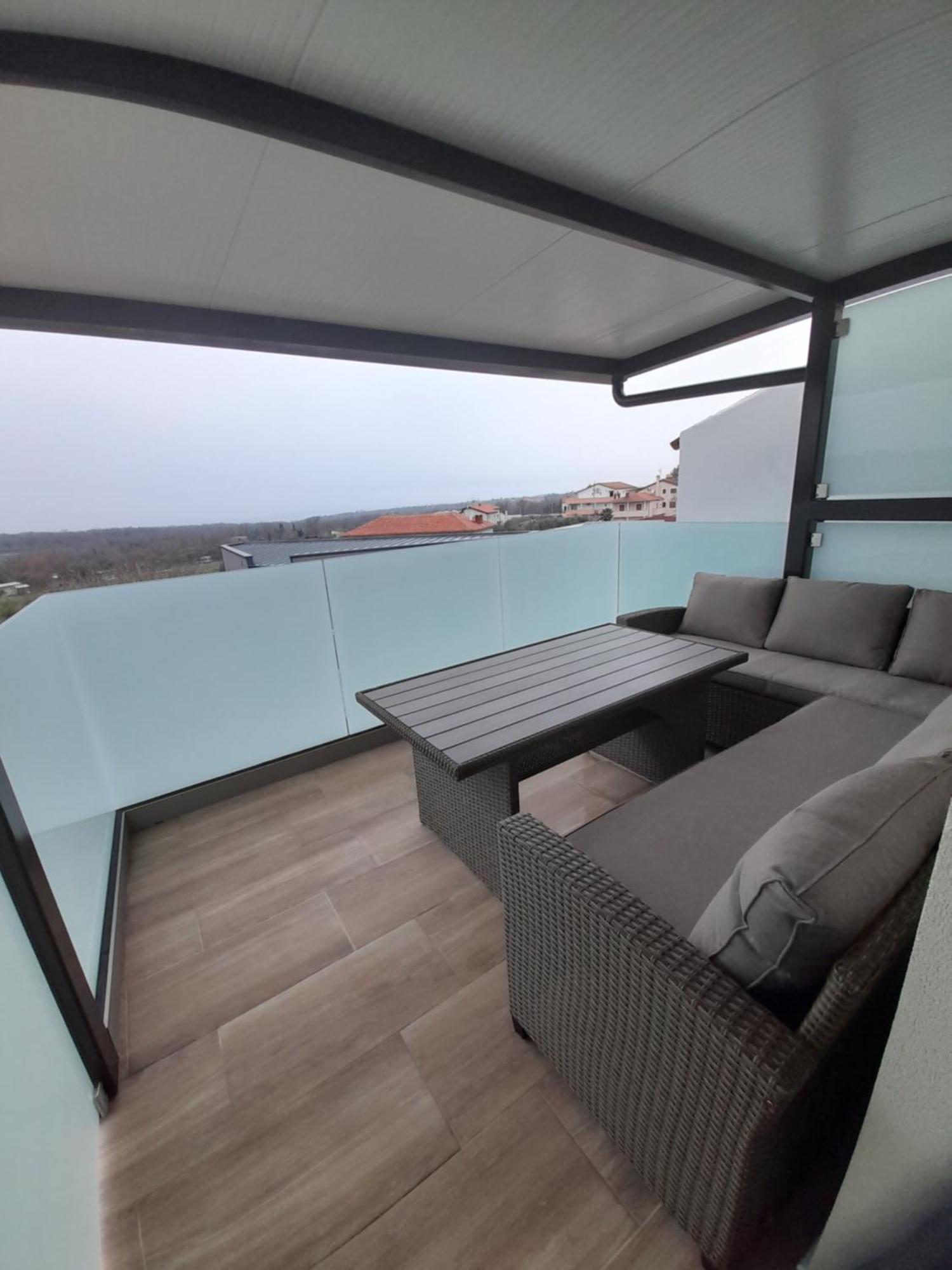 Apartments Donella Умаг Экстерьер фото