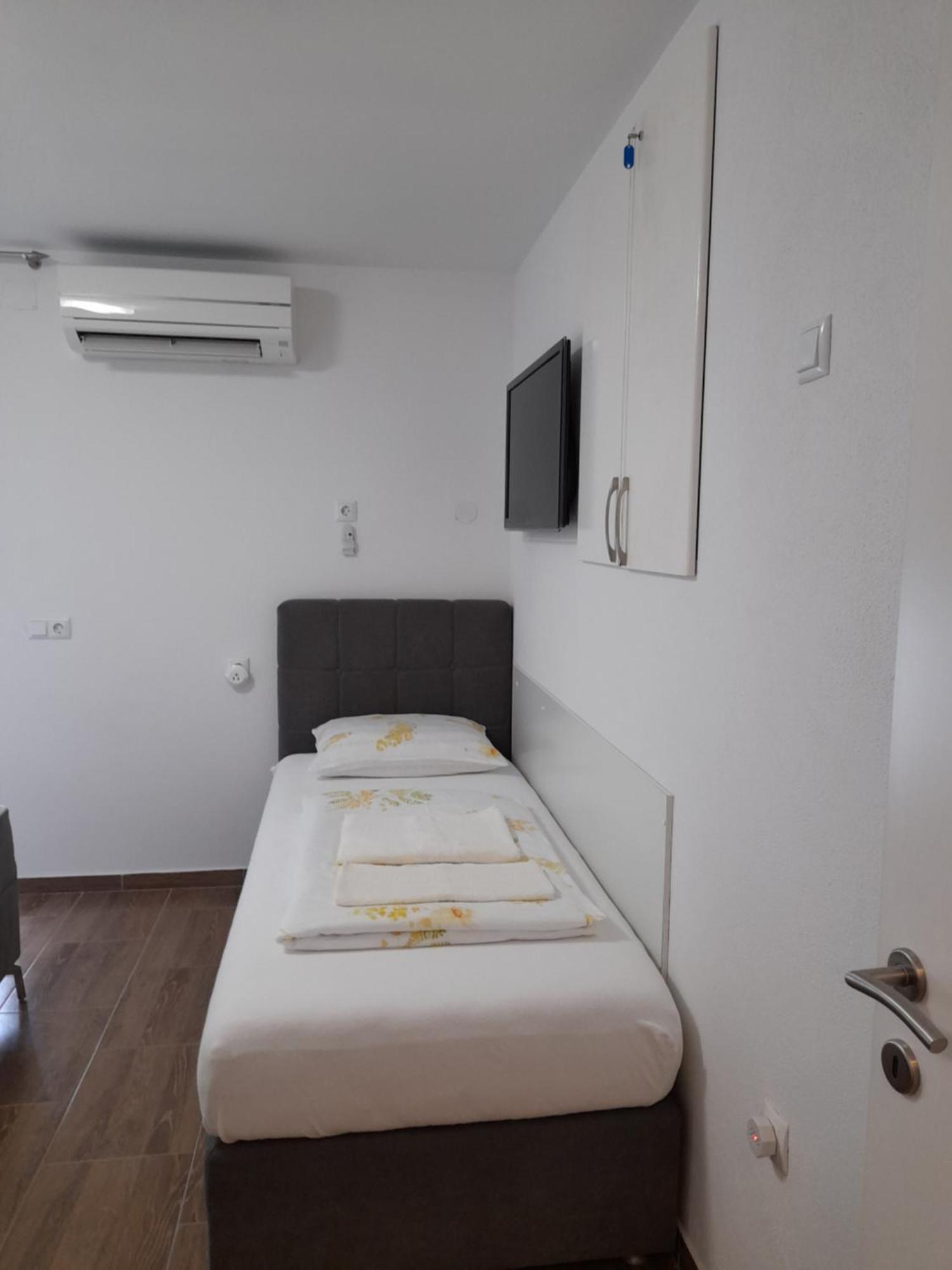 Apartments Donella Умаг Экстерьер фото